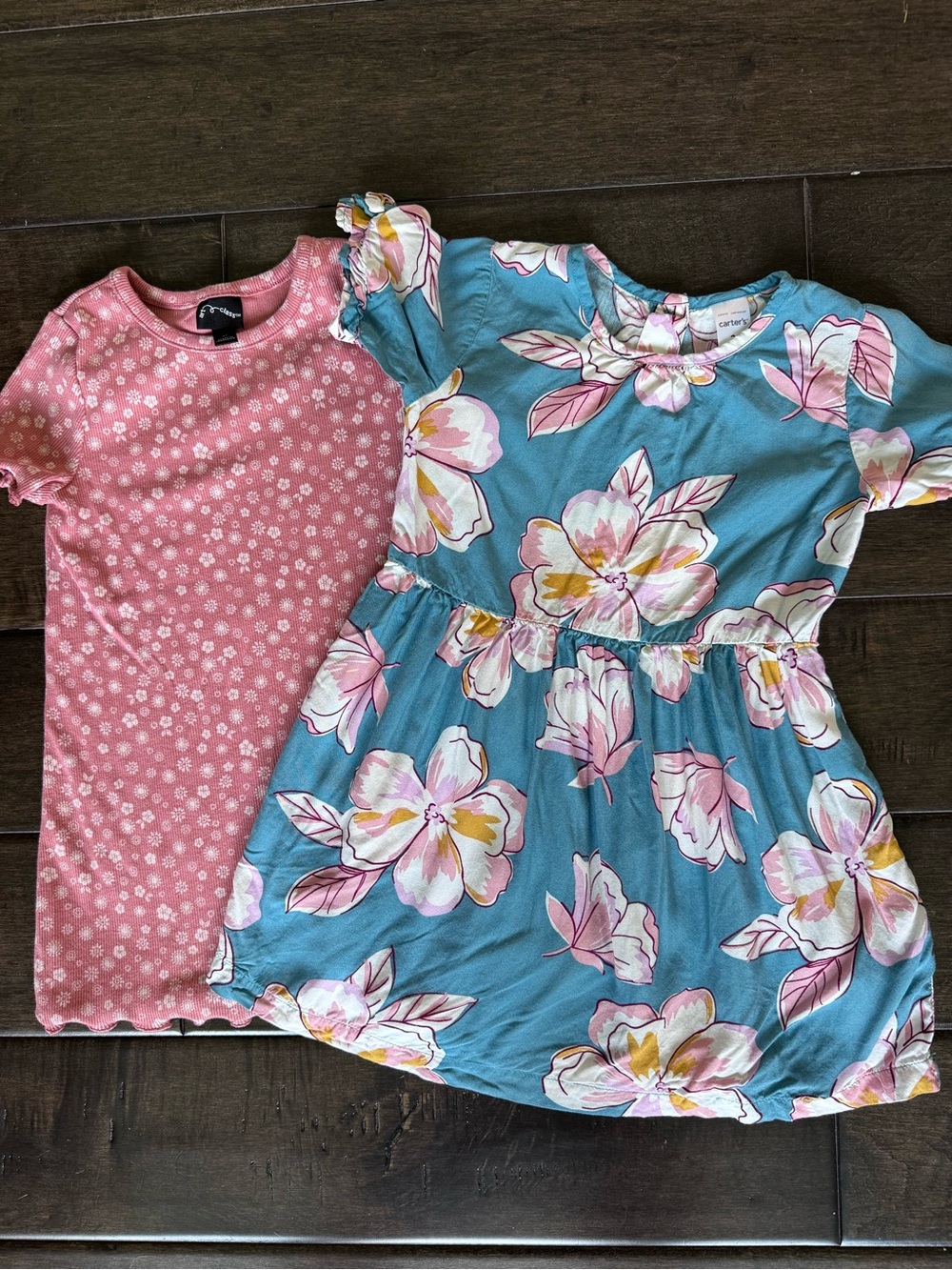 💜3/$15 art class Dusty Pink Floral Tee & Carter’s Blue Floral Dress - Size 2T